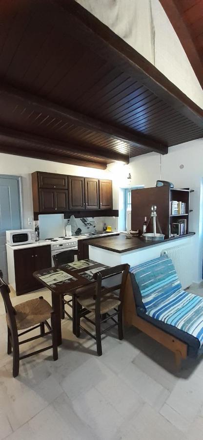 Apartment Petrinο Katochori Katokhorion (Lefkada)